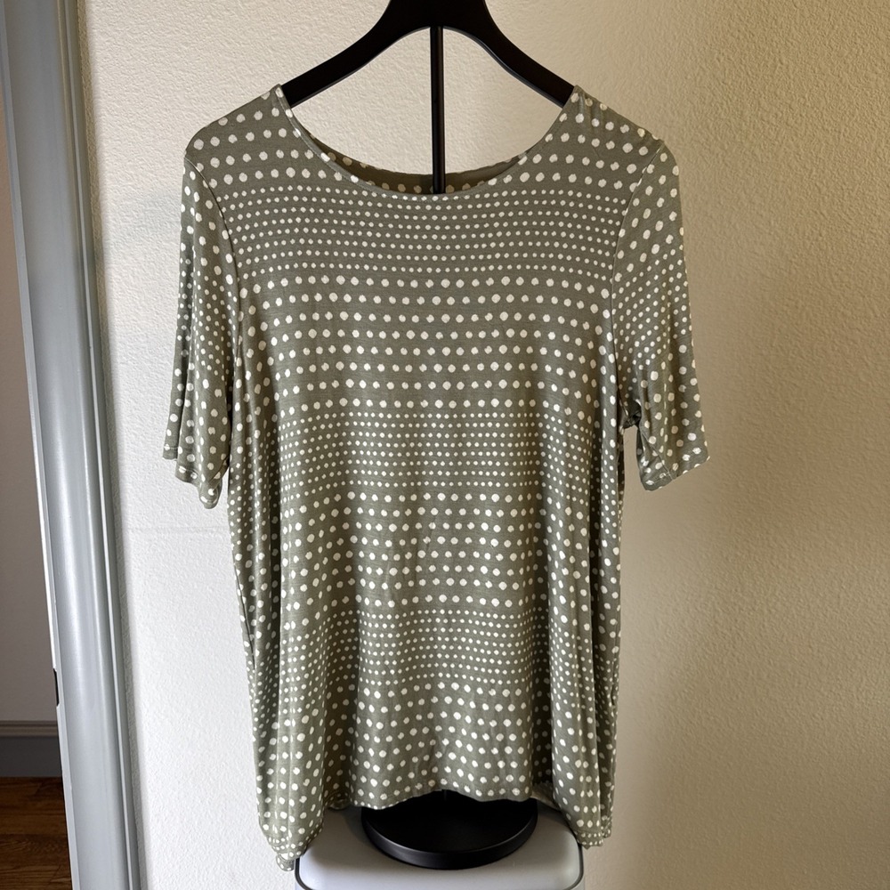 Chico's Women's Polka Dot Short Sleeve Round Neck Pullover Top Green Size 1